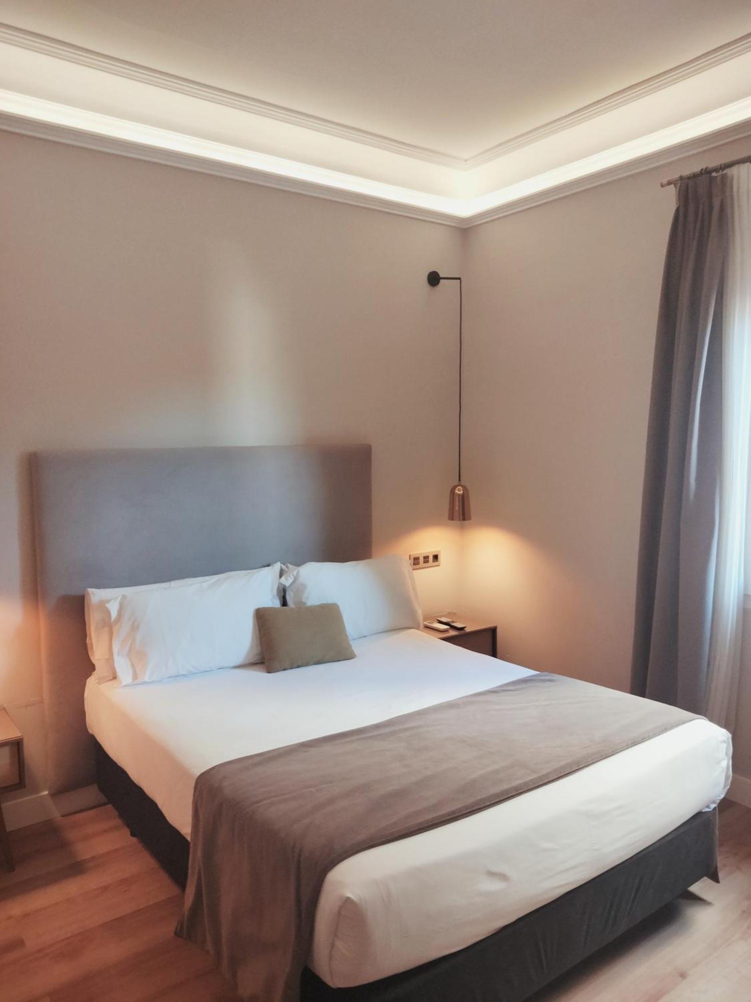 Hotel Real Segovia By Recordis Hotels Ruang foto