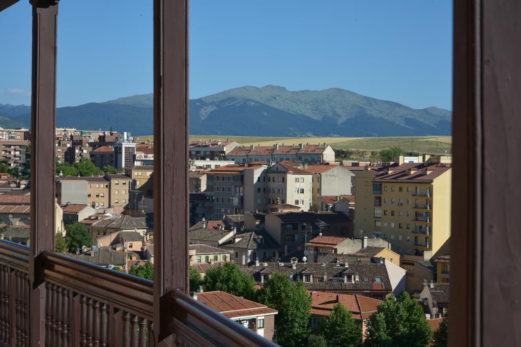 Hotel Real Segovia By Recordis Hotels Bagian luar foto