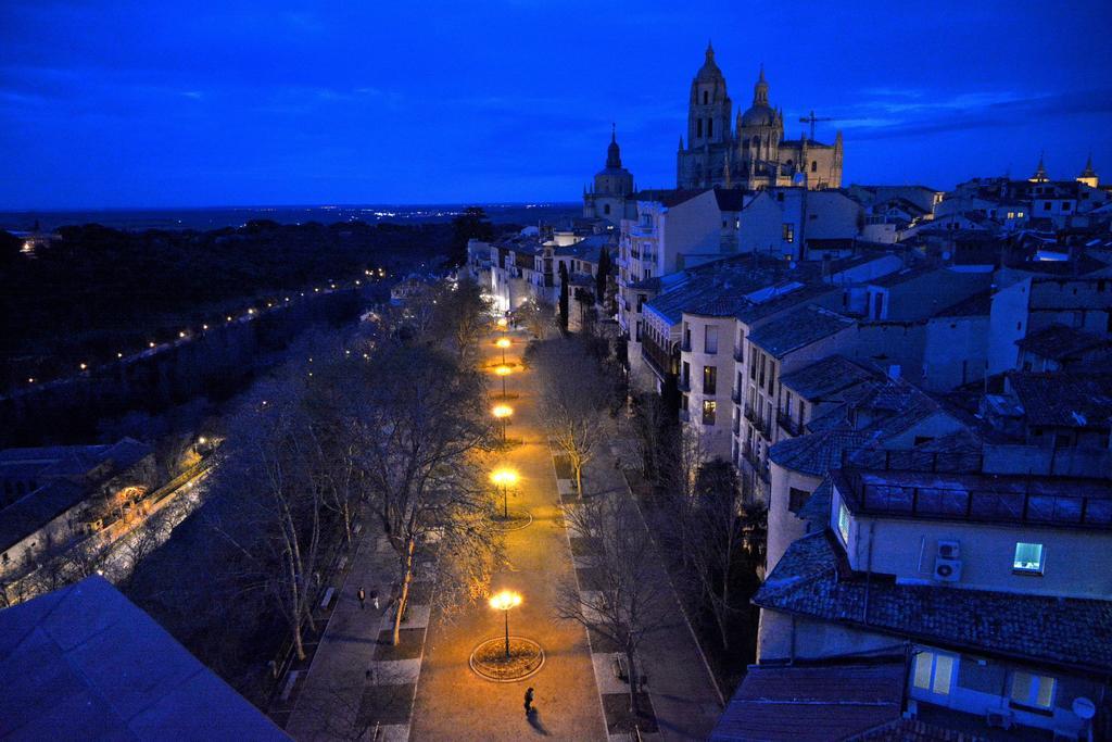 Hotel Real Segovia By Recordis Hotels Bagian luar foto