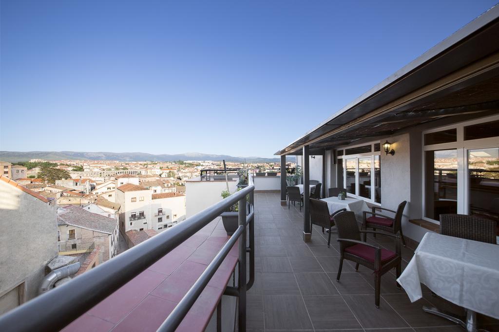 Hotel Real Segovia By Recordis Hotels Bagian luar foto
