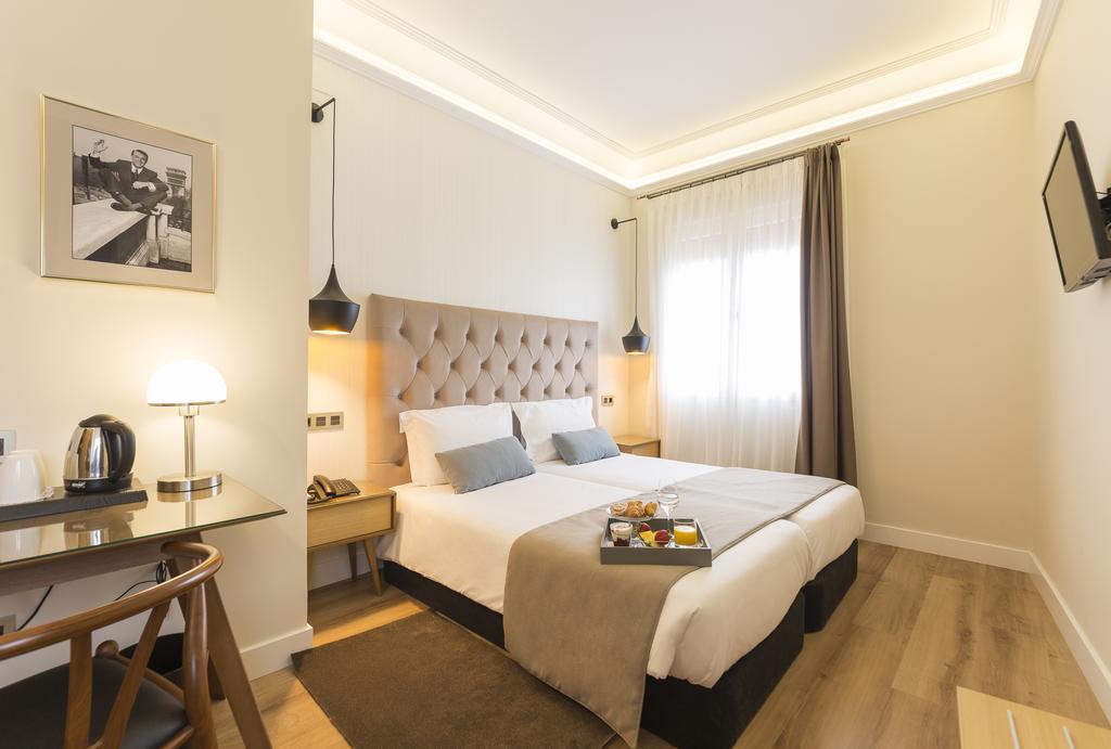 Hotel Real Segovia By Recordis Hotels Bagian luar foto